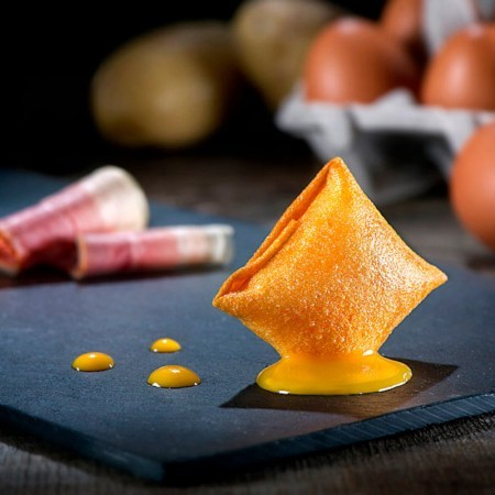 PINTXO DE HUEVO PATATA Y BACON CAJA 5X25 UDS 23 GRS