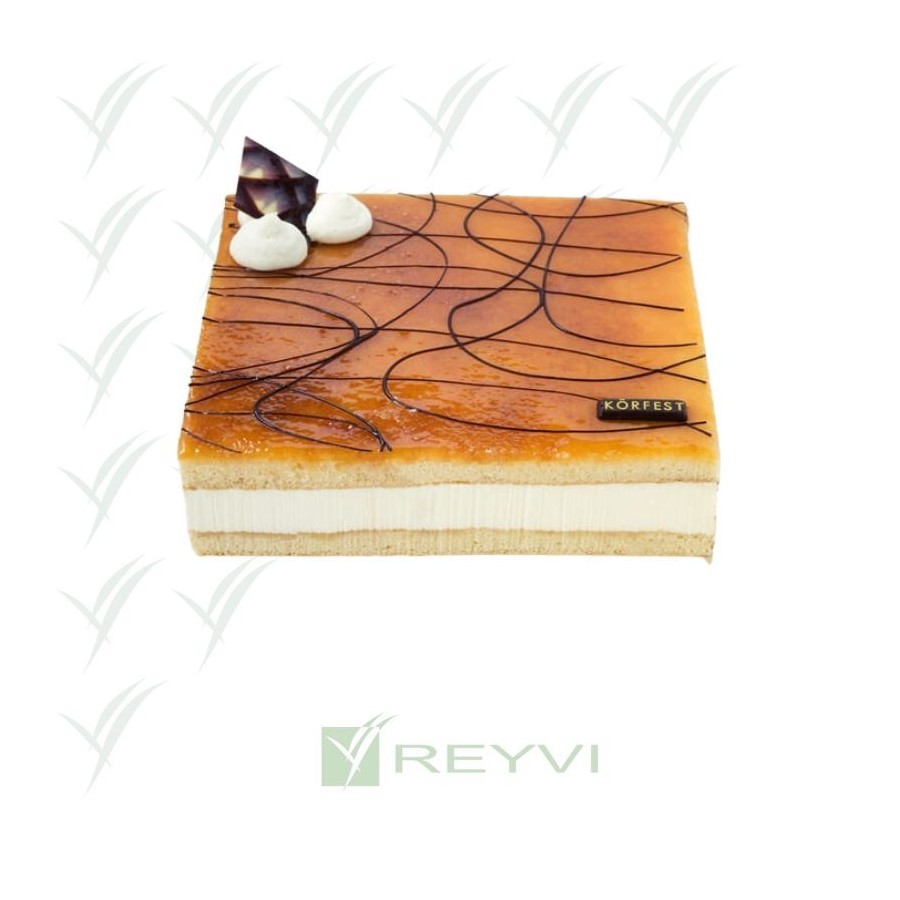 Tarta San Marcos Nata clásica, bizcocho esponjoso con nata 985 g, 6-8 porciones

