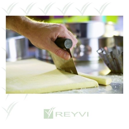 Masa de hojaldre premium de mantequilla 98 capas en caja de 12 kg

