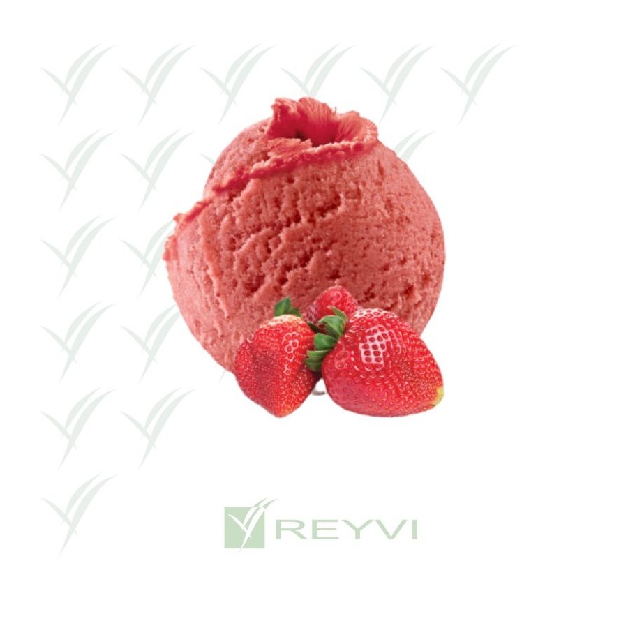 Helado artesano de fresa con fruta natural

