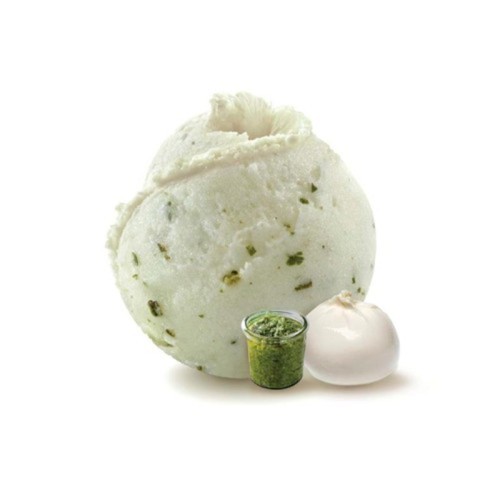 Helado artesanal de burrata con pesto

