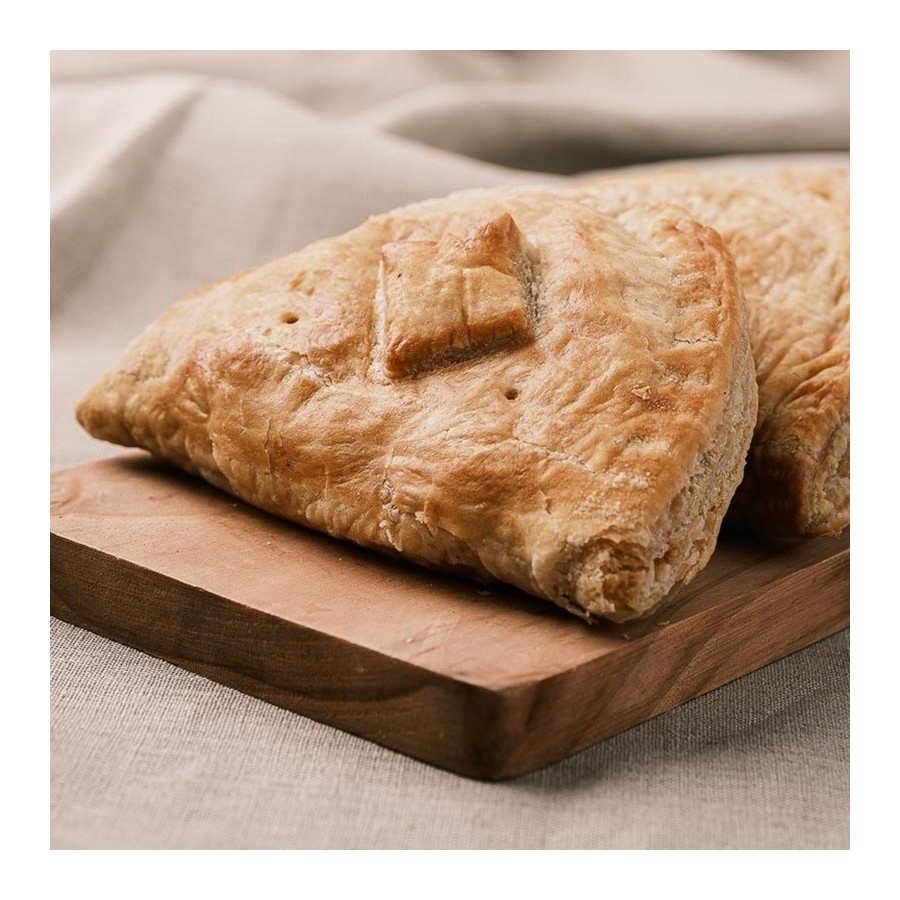 Empanadilla de hojaldre rellena con bacalao 170 gr